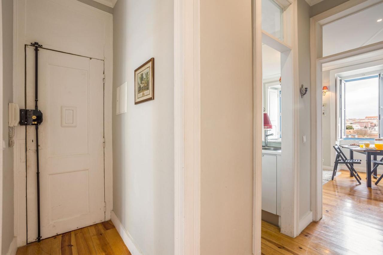 Bright Tailor Made Apartment By The Castle Lisboa Exteriör bild