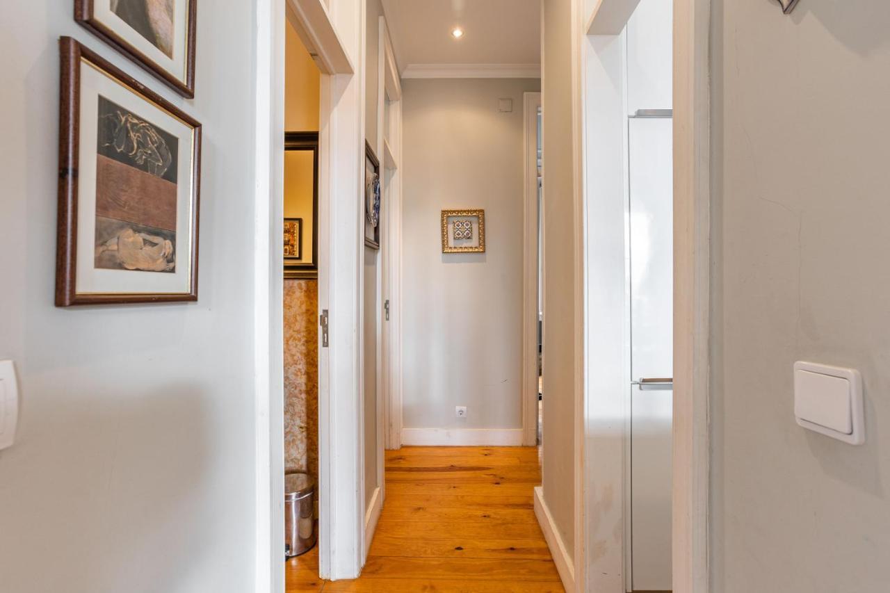 Bright Tailor Made Apartment By The Castle Lisboa Exteriör bild