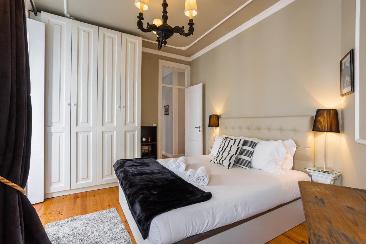 Bright Tailor Made Apartment By The Castle Lisboa Exteriör bild